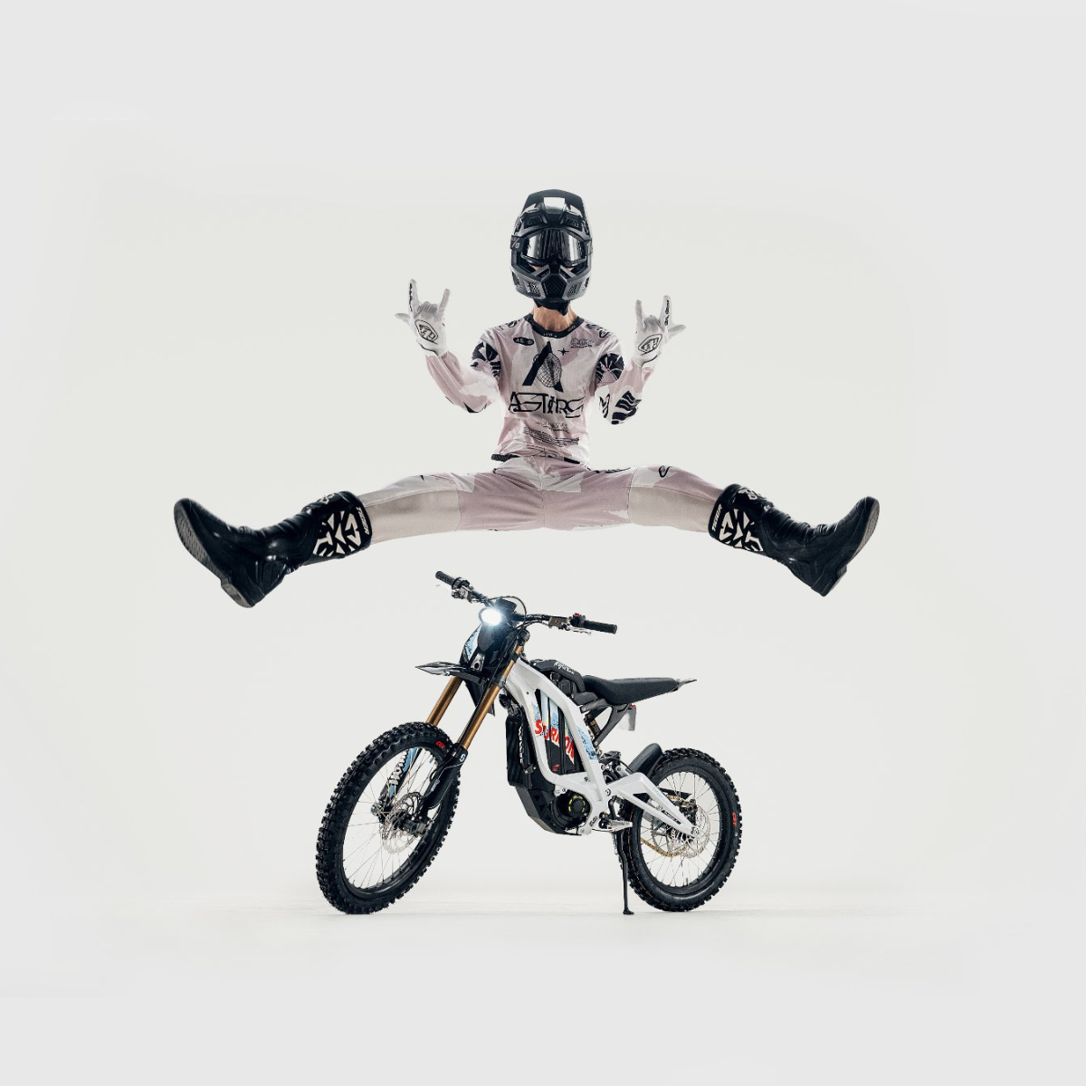 SUR-RON Light Bee X 2026 Edition  - PRE ORDER ONLY - JULY 2026