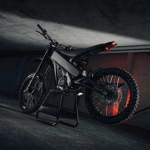 Talaria xXx 2025 Black Edition