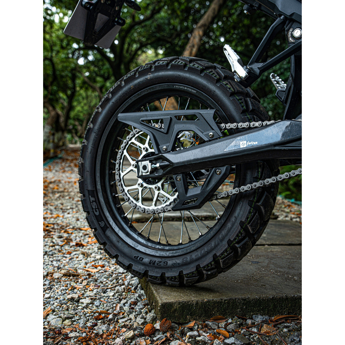 SUR-RON ULTRA BEE R HP 2025 ADR APPROVED ROAD LEGAL