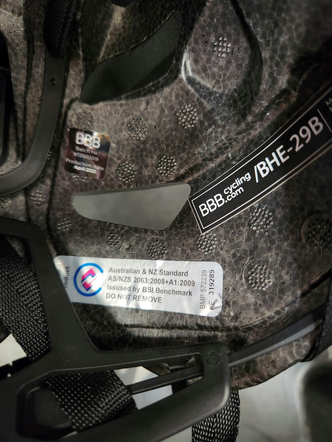 BHE-29B HELMET KITE 2.0