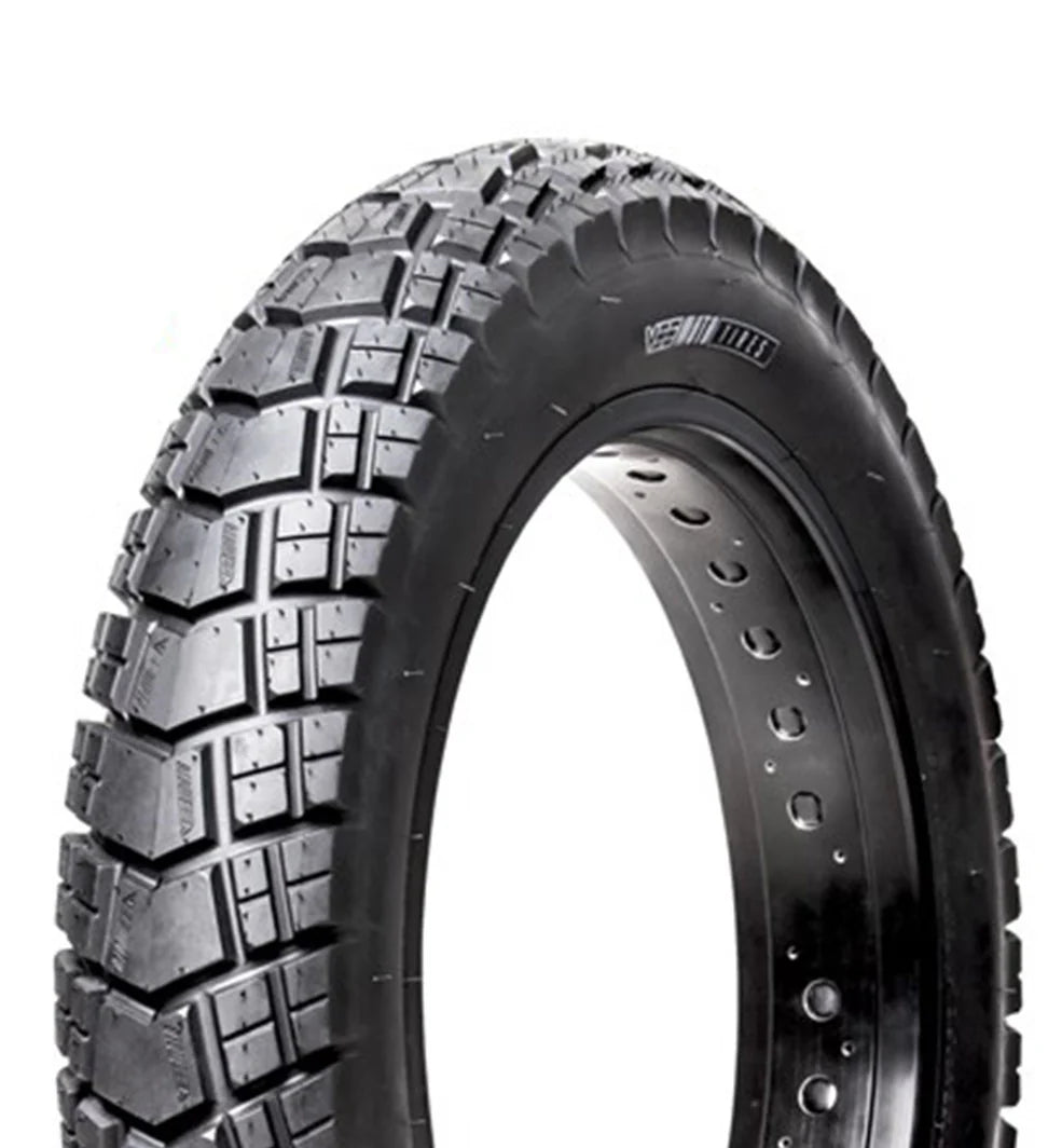 Vee Huntsman Tyre